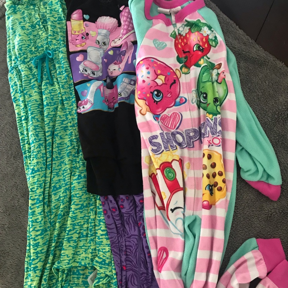 Girls clothes